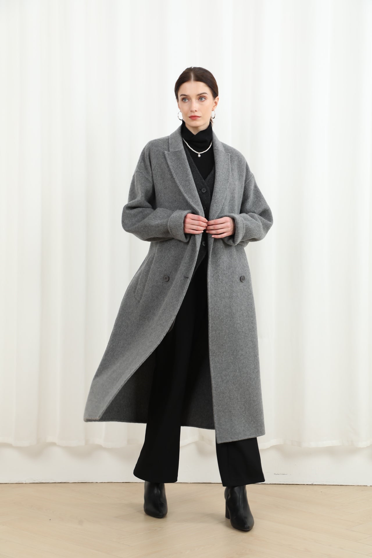 The Classic Belted Wool Coat 99209